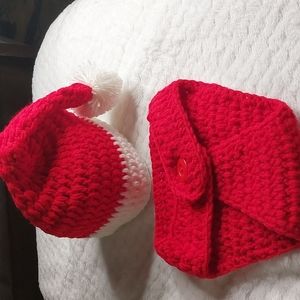 Crochet Santa hat with bottoms